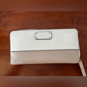 Kate Spade Cream and Tan Wallet